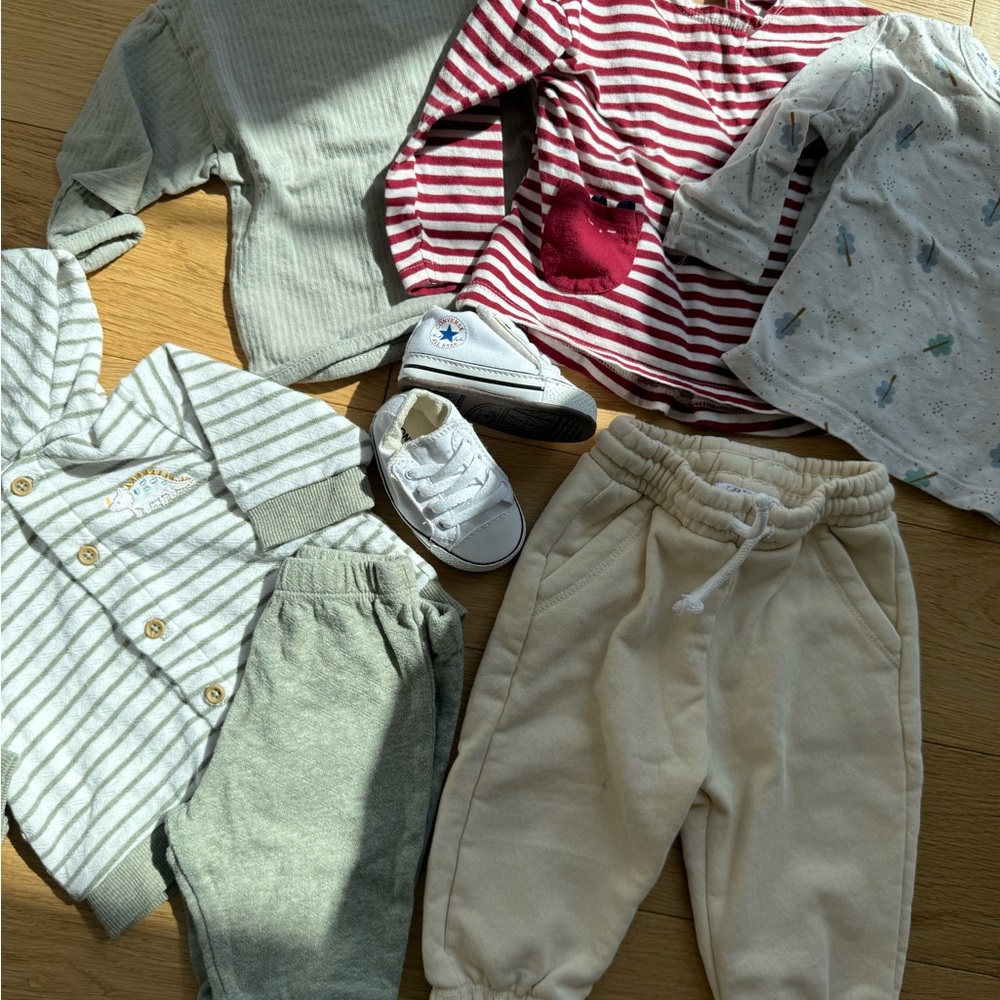 Baby Clothing Set with Stripes and Patterns | 3-6m ZARA, Converse, etc
